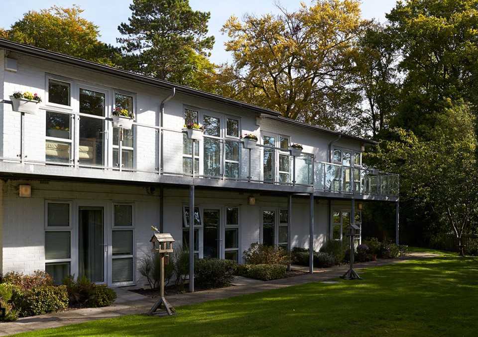 House & Gardens